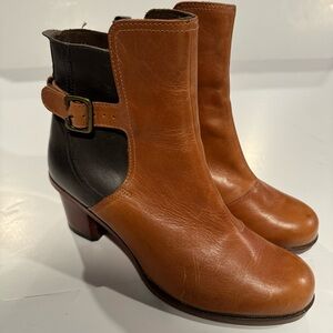 Anthropologie Hardwick Two Tone Heeled Leather Booties size 8